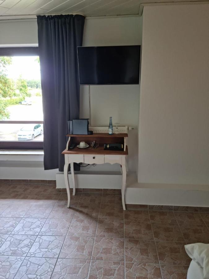 Dahlem  Gasthaus & Restaurant Dahlemer Binz מראה חיצוני תמונה